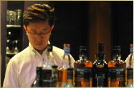 江東区高橋のバー、カスタマーズ 水の です。